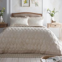 Appletree Heritage Elysia 200cm x 230cm Bedspread Champagne